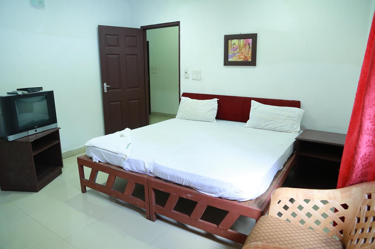 Swades Residency Hotell Cheruvalli Exteriör bild